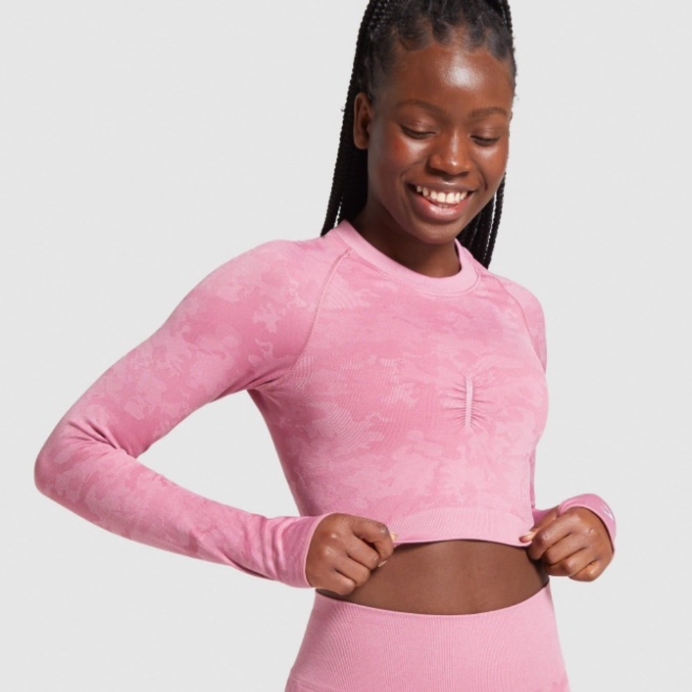 Gymshark pink camo cropped long sleeve.